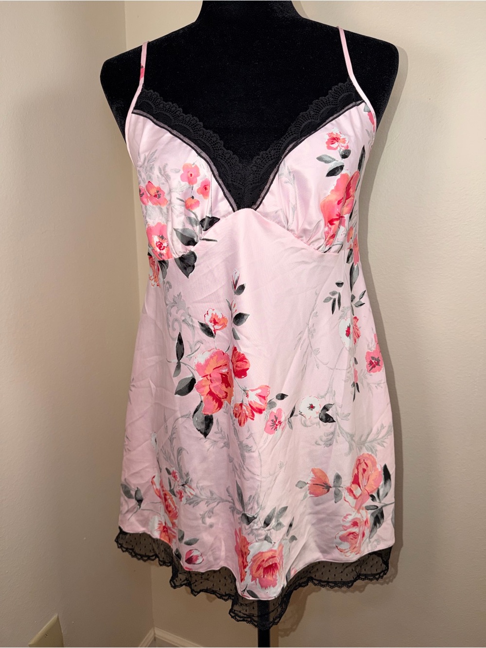 NWOT Secret Treasures Floral Lace Slip Mini Dress Whimsical Fairy Satin